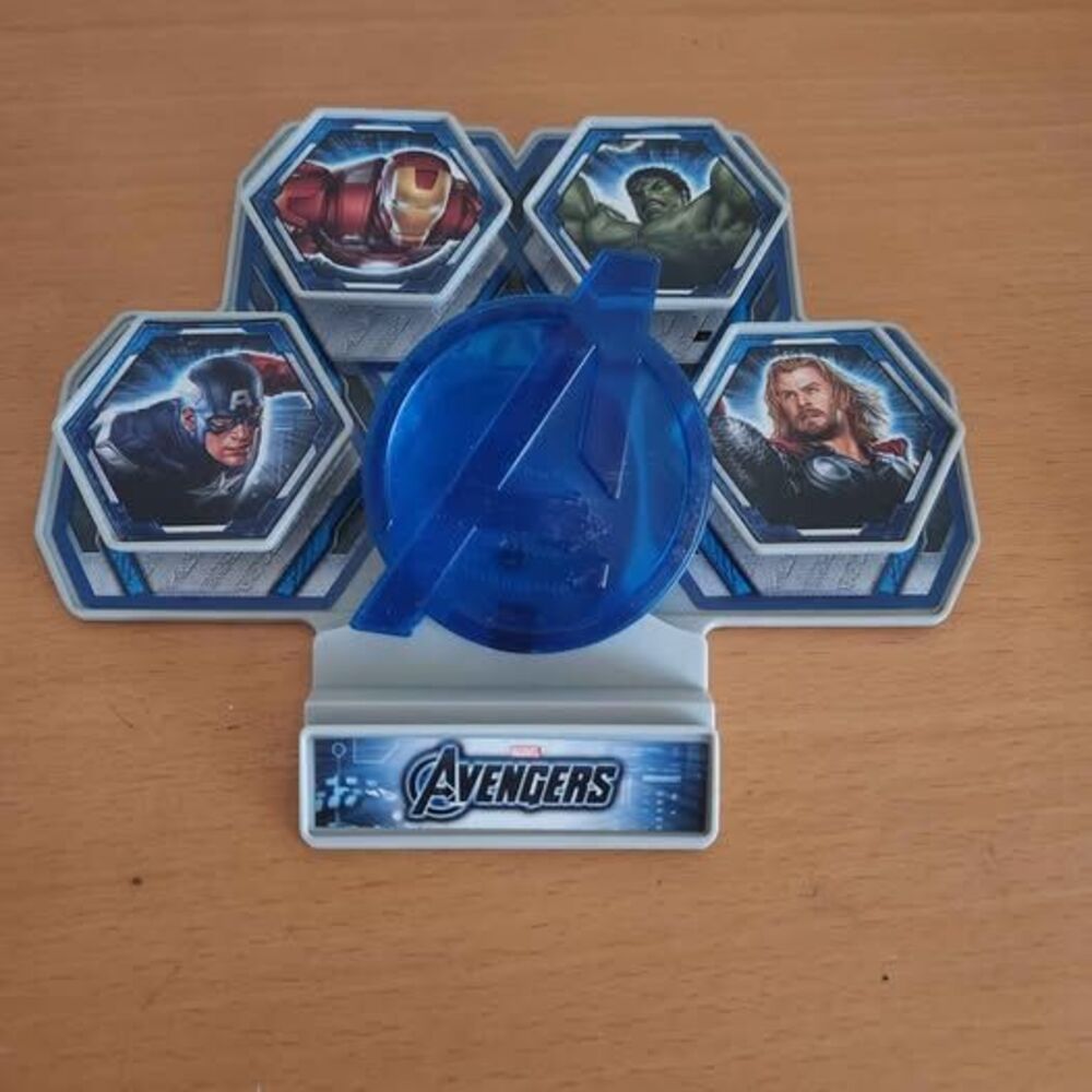 Marvel Avengers Thor, Hulk, Iron Man, Captain America cake topper